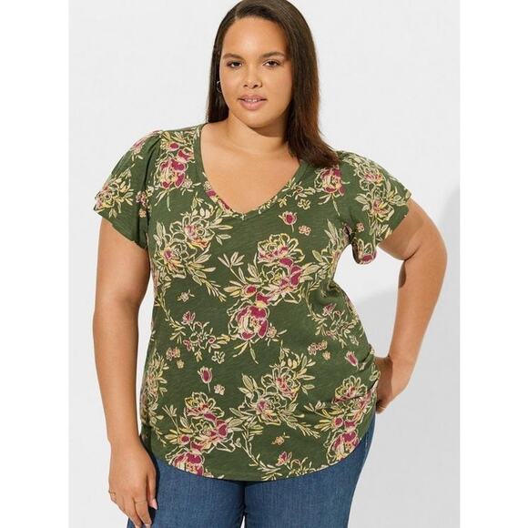 Torrid Girlfriend Heritage Slub V-Neck Flutter Sleeve Tee Size 6 Green Floral - Picture 1 of 7